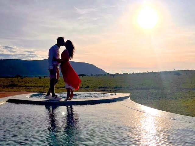 Best Serengeti Luxury Honeymoon Safaris 2026: Luxury Packages for Couples